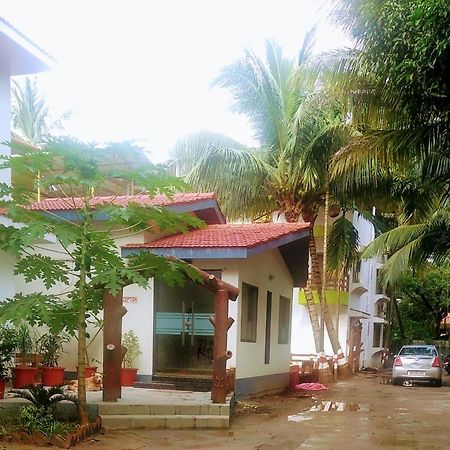 Ruturaj Inn Alībāg Exterior foto