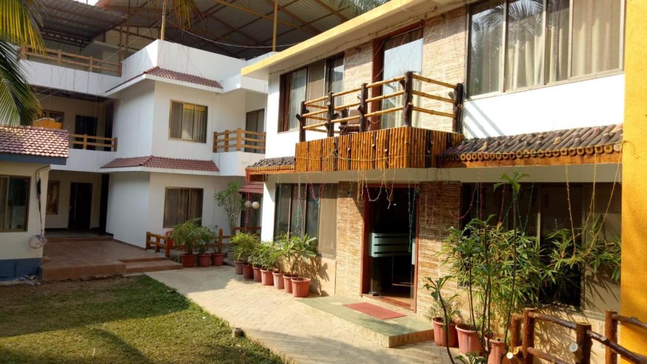 Ruturaj Inn Alībāg Exterior foto